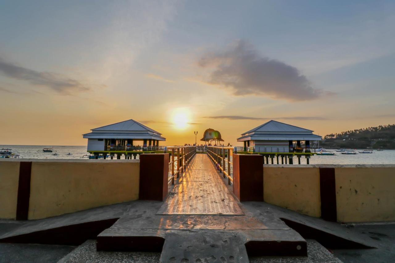 Grand Senggigi Hotel Eksteriør billede