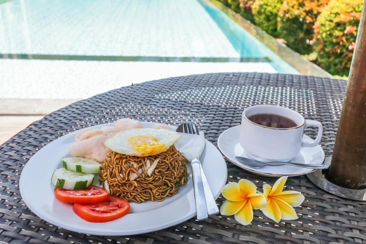 Grand Senggigi Hotel Eksteriør billede