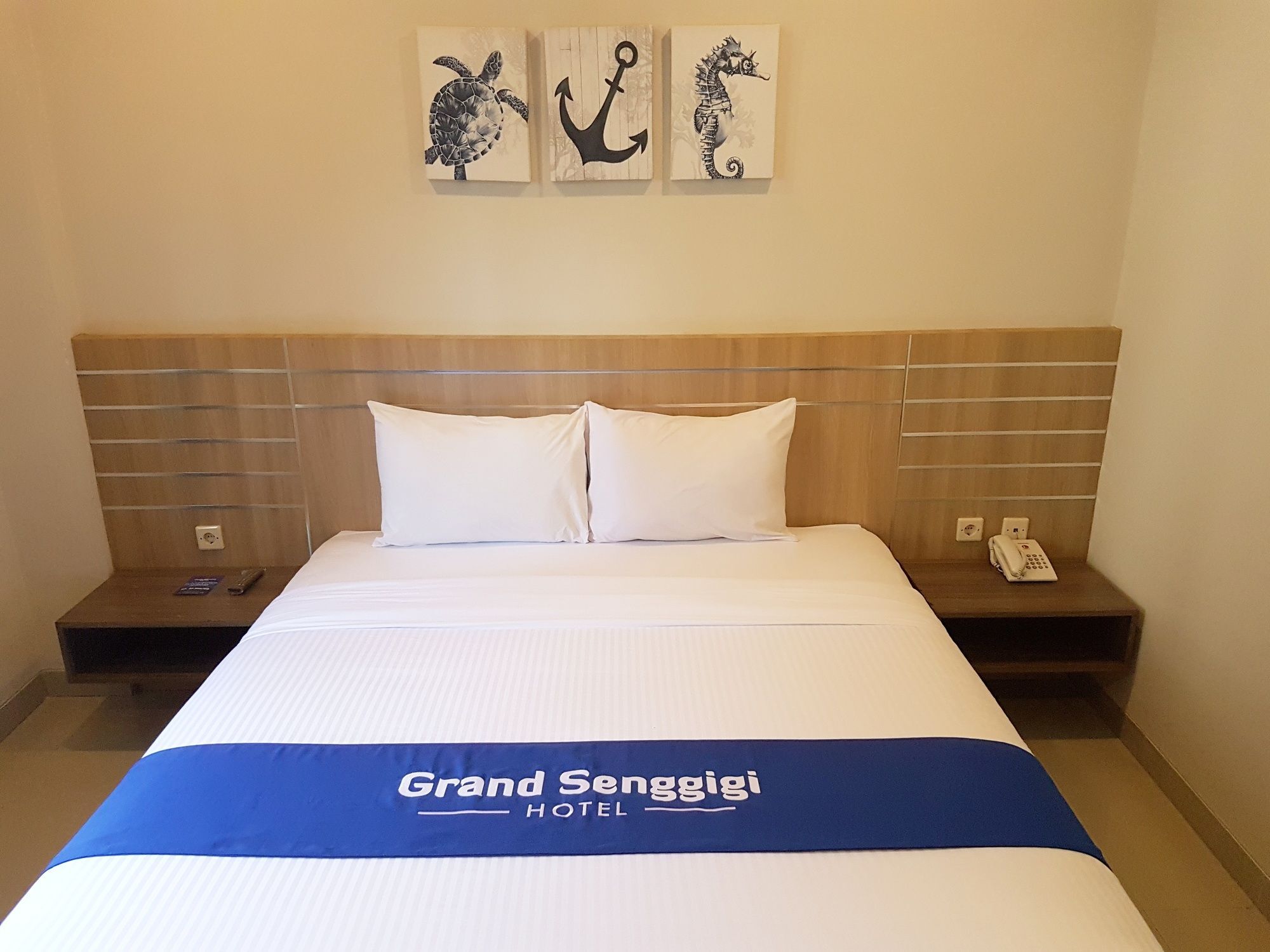 Grand Senggigi Hotel Eksteriør billede